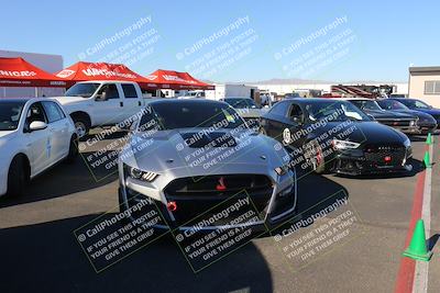 media/Nov-19-2022-Speed Ventures (Sat) [[eb5c8f9508]]/Around the Pits/Pre Grid Purple/